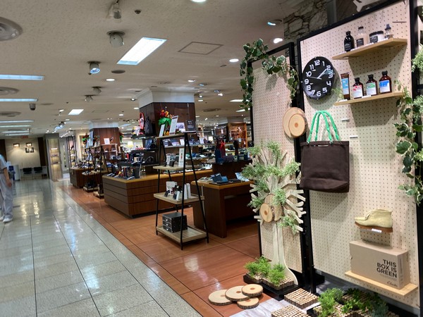 池袋でメンズ財布を買うならここ 実際に見てきた 長財布マニア