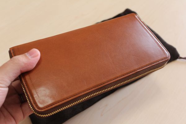 男性は財布の中に何を入れているのか 長財布マニア